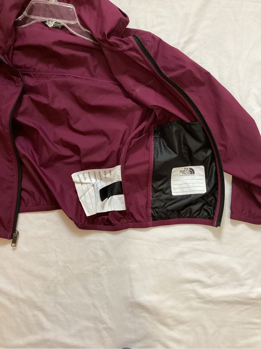 The North Face Kids Burgundy Hooded Raincoat - Picture 8 of 9